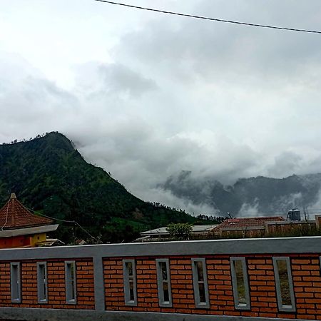 Bromo Holiday Guest House Ngadisari Luaran gambar